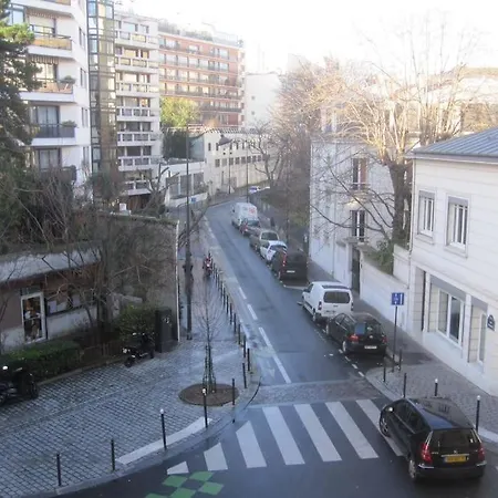 Calme Proche Metro *