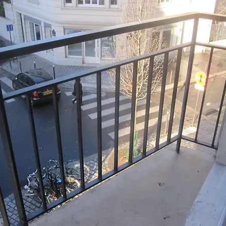 Calme Proche Metro * Paris