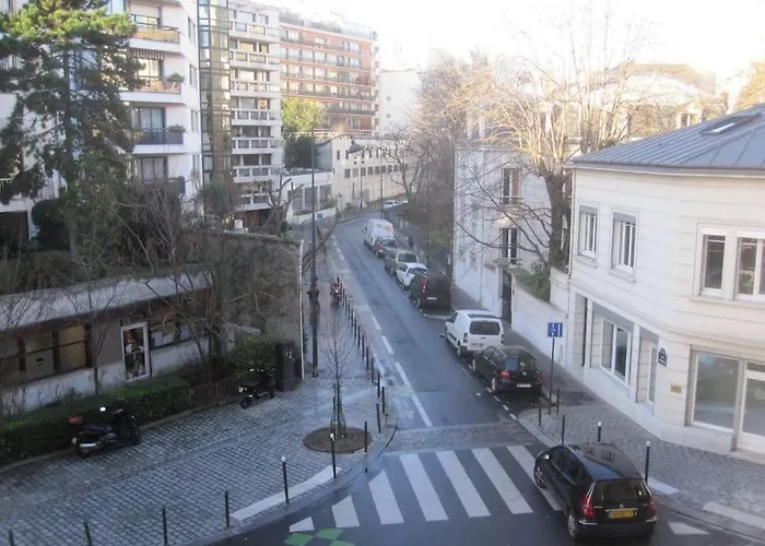 Calme Proche Metro *